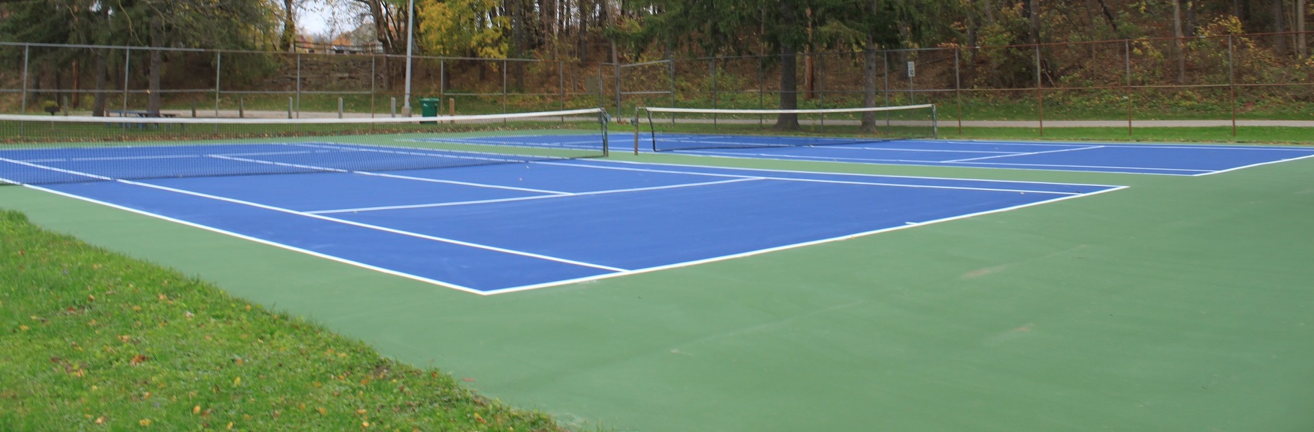 Hardcourt_tennis_court_curtiss_park_saline_michigan.jpg